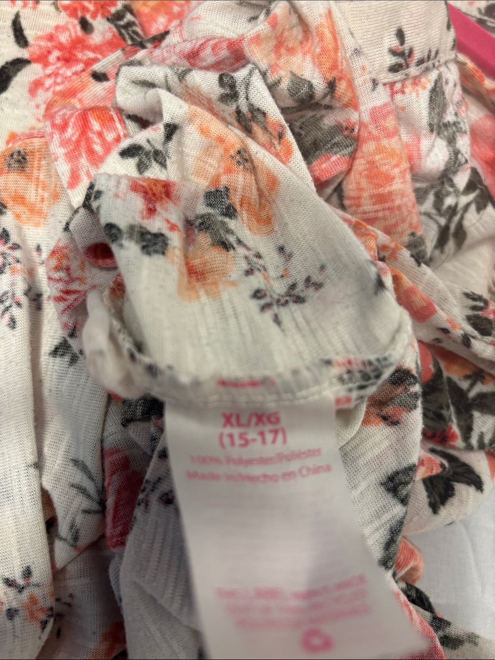 Women’s Stylish Shirt Bundle – 5 Pieces | Size XL | Floral & Trendy Prints - Picture 7 of 16